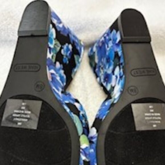 Nine West wedge slides in blue floral textile NWOT Size 8 - Picture 7 of 9